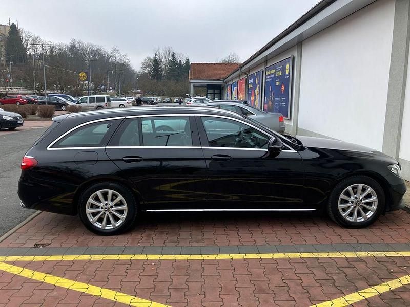 Gebraucht Mercedes 220 194 PS (142 kW) 2018 Schwarz Limousine
