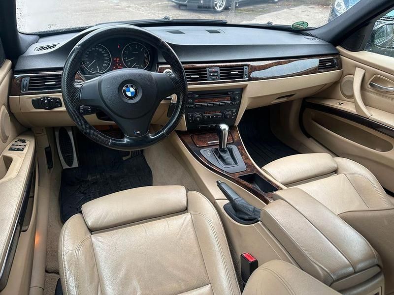 Gebraucht BMW 330 M Sport 258 PS (189 kW) 2006 Schwarz Limousine