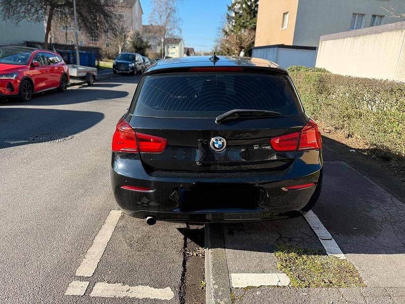 Gebraucht BMW 116 Advantage 109 PS (80 kW) 2015 Schwarz Kleinwagen