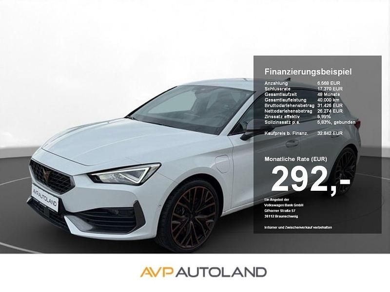 Weiß Gebraucht 2024 Cupra Leon VZ Limousine | 32.842 € (Superpreis) - Bild 1/4