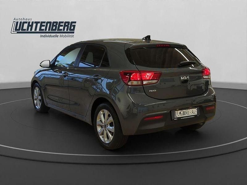 Gebraucht Kia Rio Vision 101 PS (74 kW) 2023 Grau Limousine