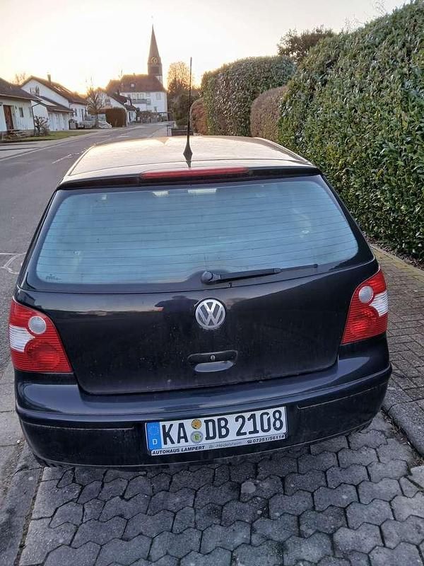 Brugt VW Polo 75 HK (55 kW) 2004 Sort Hatchback