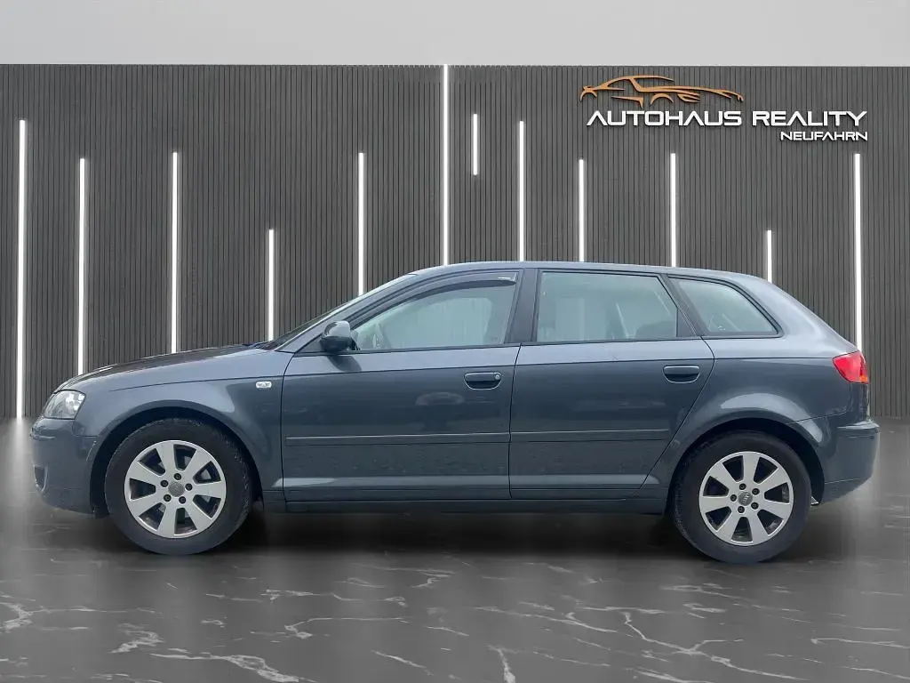 Gebraucht Audi A3 Ambiente 125 PS (91 kW) 2007 Grau Kleinwagen