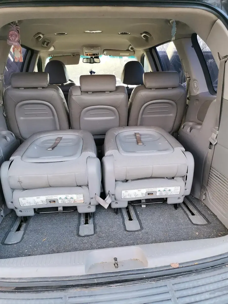Gebraucht Kia Carnival 2009 Schwarz Van / Kleinbus