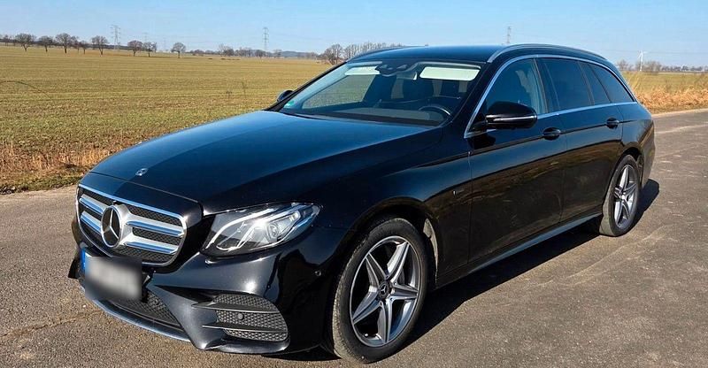Gebraucht Mercedes E300 306 PS (225 kW) 2019 Schwarz Kombi