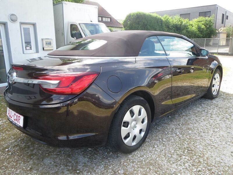 Gebraucht Opel Cascada Edition 120 PS (88 kW) 2013 Braun Cabrio
