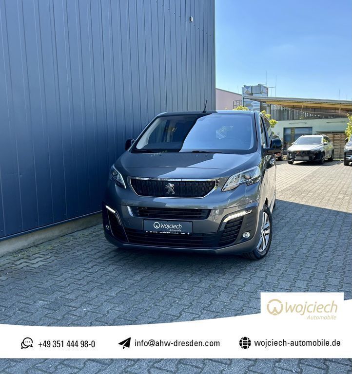 Grau Gebraucht 2023 Peugeot Traveller Allure Van / Kleinbus | 40.990 € (Fairer Preis) - Bild 1/4