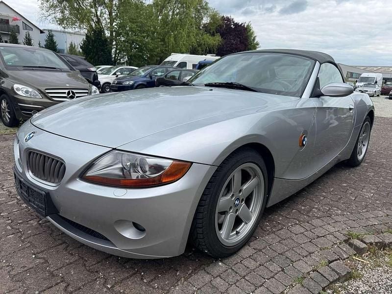 Gebraucht BMW Z4 231 PS (169 kW) 2003 Titansilber metallic Cabrio
