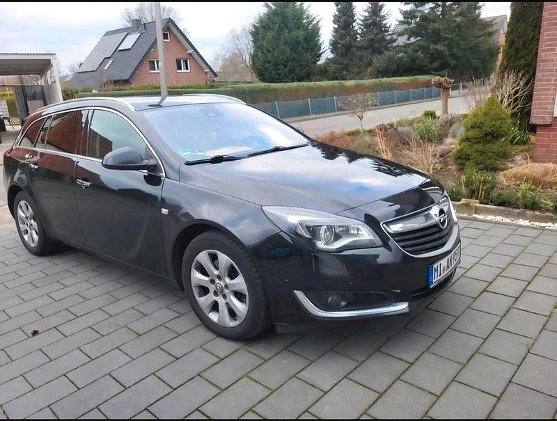 Schwarz Gebraucht 2016 Opel Insignia Country Tourer Kombi | 7.499 € (Fairer Preis) - Bild 1/4