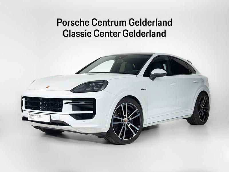 Gebraucht Porsche Cayenne 470 PS (345 kW) 2024 Weiß SUV