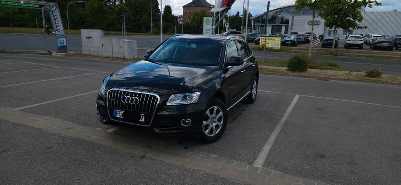 Schwarz Gebraucht 2015 Audi Q5 Comfort SUV | 16.500 € (Fairer Preis) - Bild 1/4