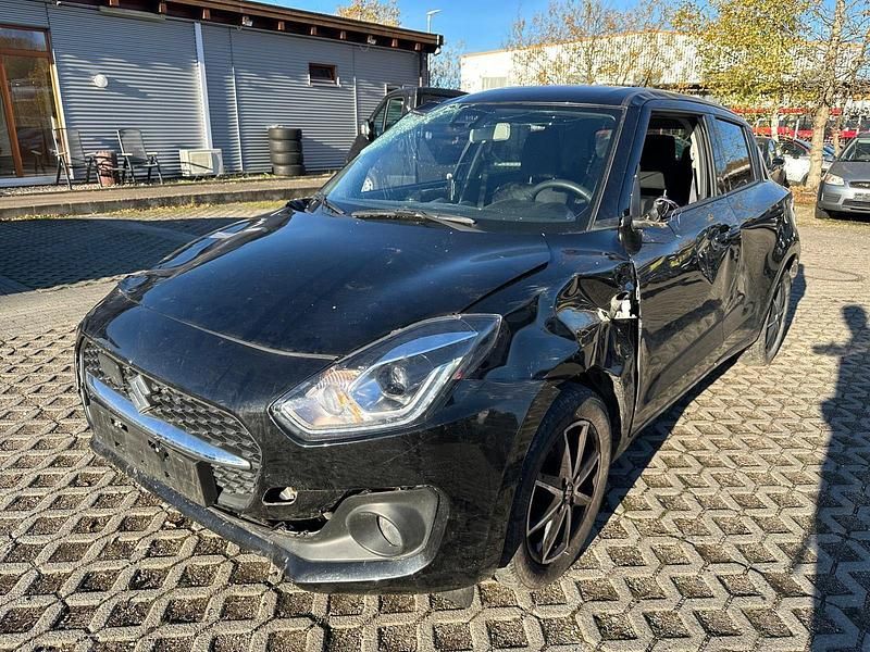 Gebraucht Suzuki Swift 83 PS (61 kW) 2023 Schwarz Kleinwagen