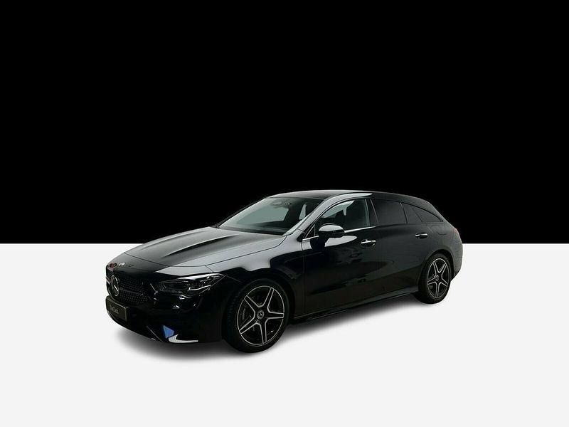 Schwarz Gebraucht 2025 Mercedes CLA180 Shooting Brake Kombi | 44.590 € - Bild 1/4