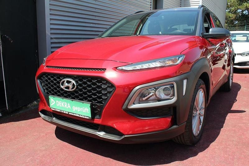 Rot Gebraucht 2019 Hyundai Kona Style SUV | 14.982 € (Guter Preis) - Bild 1/4