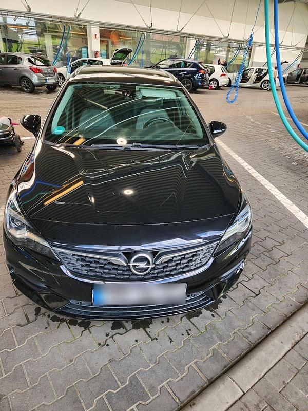 Gebraucht Opel Astra 122 PS (89 kW) 2020 Schwarz Kombi