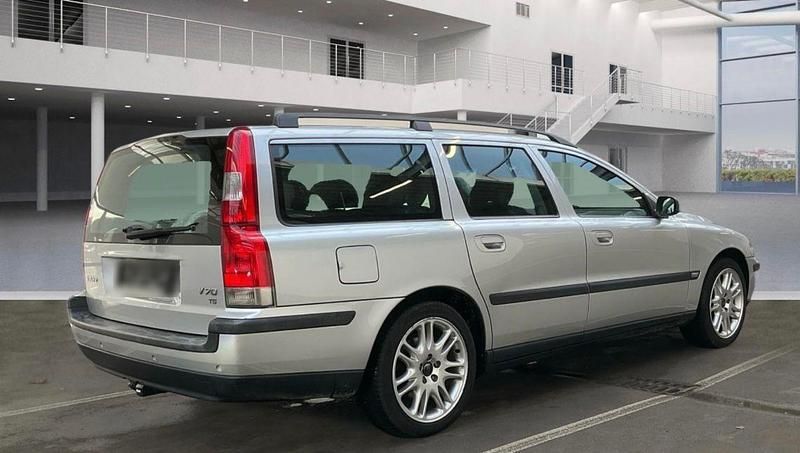 Gebraucht Volvo V70 250 PS (183 kW) 2003 Silber Kombi