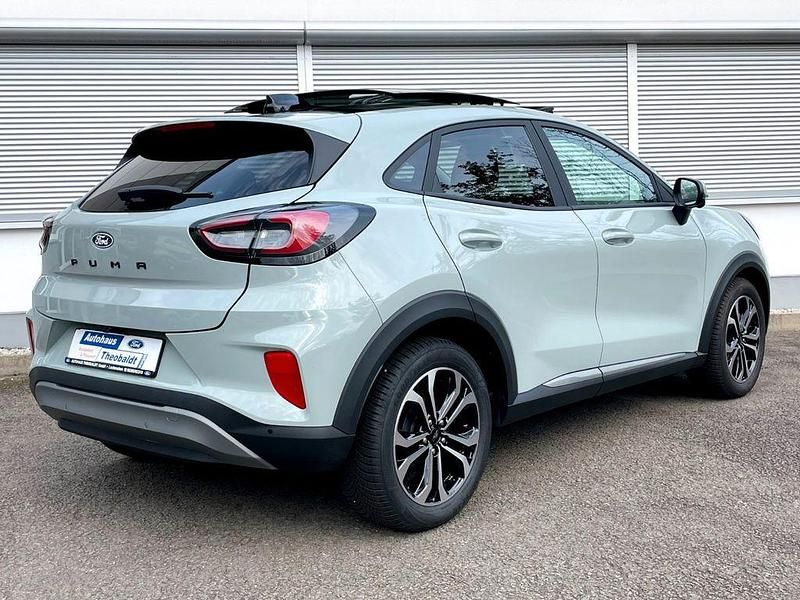 Gebraucht Ford Puma Titanium 125 PS (91 kW) 2024 Grau SUV