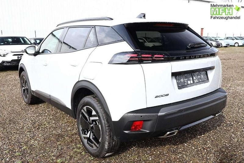 Neu Peugeot 2008 Allure 145 PS (106 kW) 2025 Okenit weiß metallic SUV