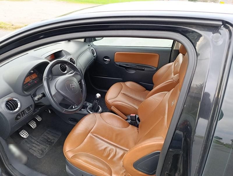 Gebraucht Citroën C2 Chic 122 PS (89 kW) 2007 Schwarz Kleinwagen