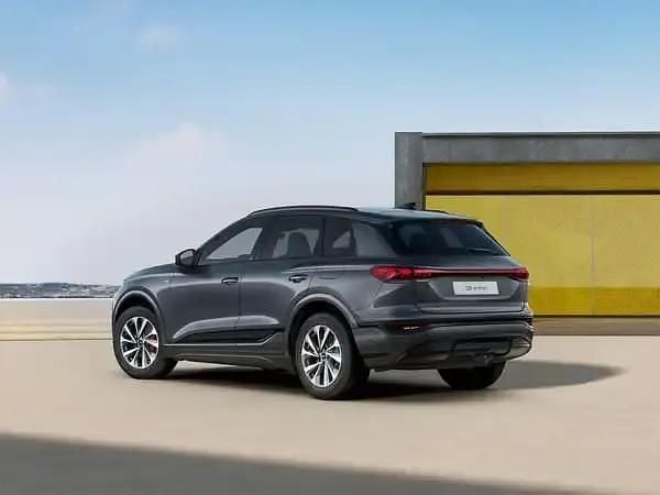 Ny Audi e-tron Ambiente 225 kW (306 HK) 2025 Grå SUV