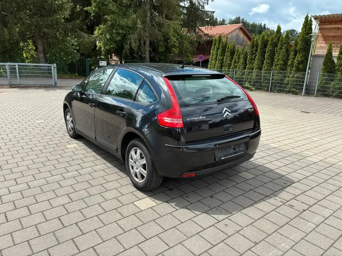 Gebraucht Citroën C4 109 PS (80 kW) 2006 Schwarz Kleinwagen
