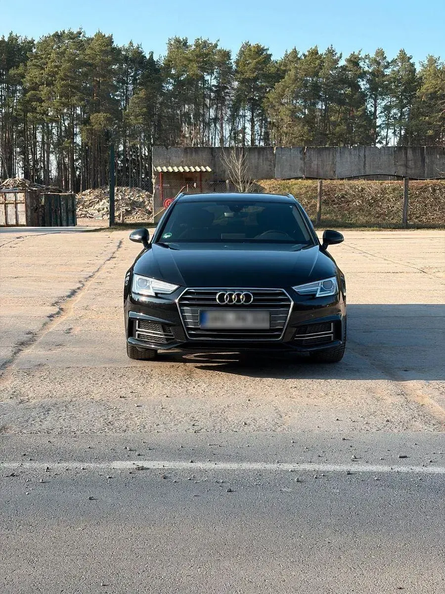 Gebraucht Audi A4 S-Line 150 PS (110 kW) 2017 Schwarz Kombi
