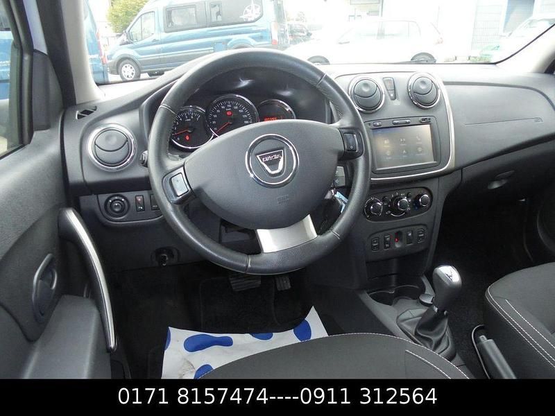 Gebraucht Dacia Logan MCV Lauréate 90 PS (66 kW) 2016 Weiß Limousine