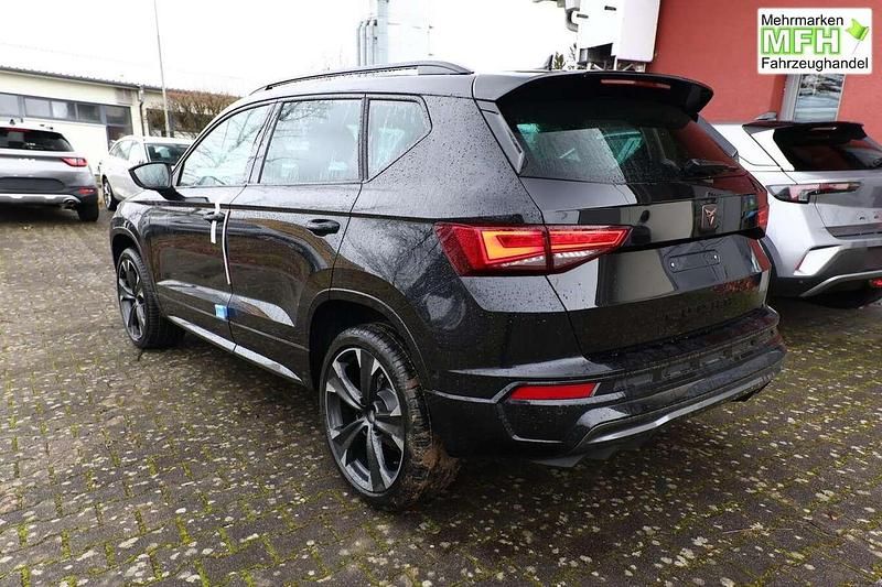 Neu Cupra Ateca 150 PS (110 kW) 2025 Magic schwarz metallic SUV
