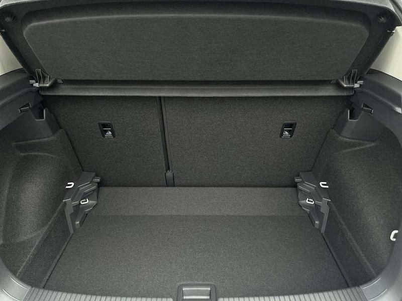 Gebraucht VW T-Cross Life 95 PS (69 kW) 2025 Weiß SUV