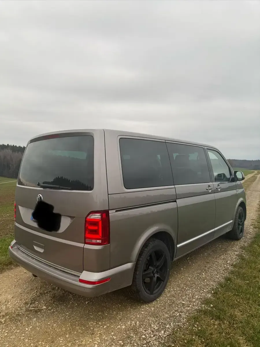 Gebraucht VW T6 204 PS (150 kW) 2016 Gold Van