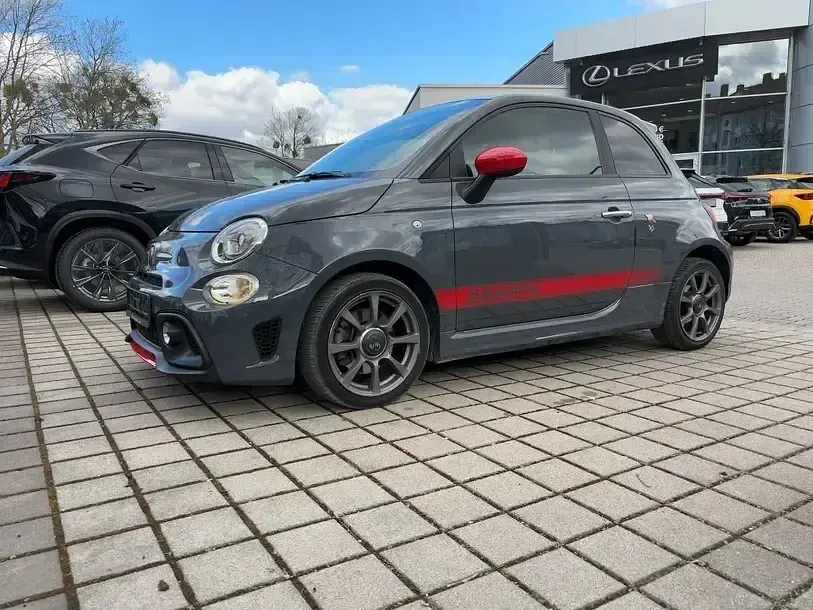 Gebraucht Abarth 595 146 PS (107 kW) 2019 Colore esterno (pista grau) Limousine