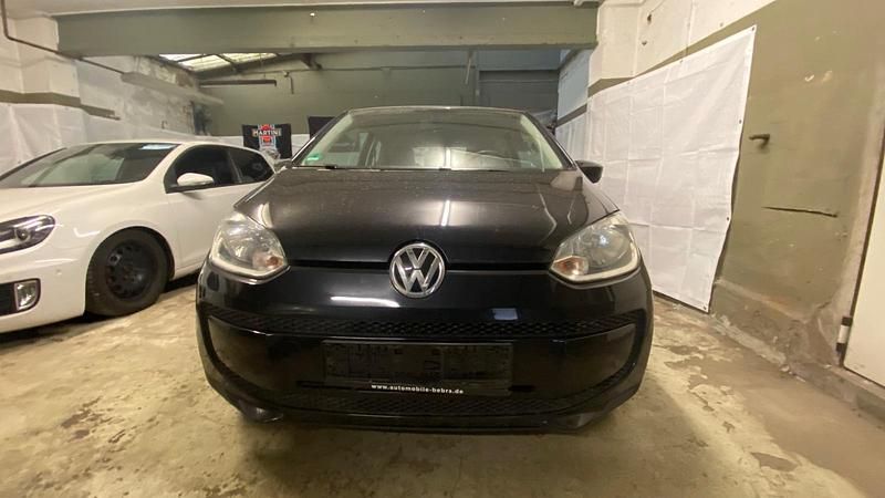 Second-hand VW up! 60 CP (44 kW) 2012 Negru Hatchback