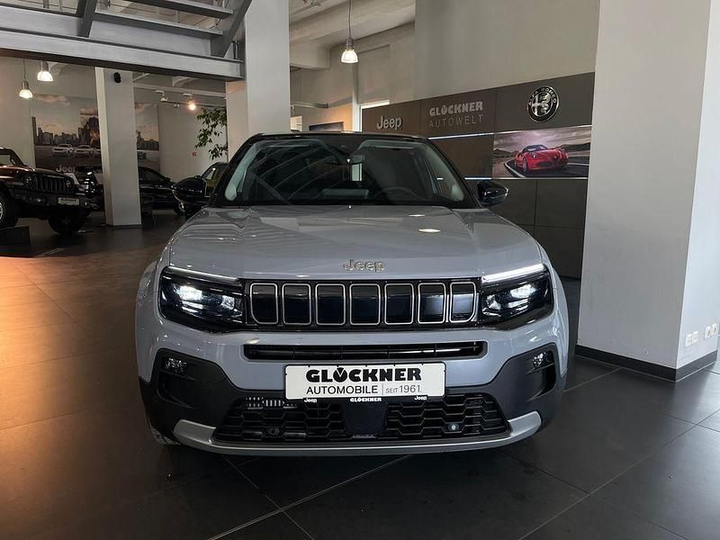 Neu Jeep Avenger Summit 110 PS (80 kW) 2025 Stone grey mit dach in volcan SUV
