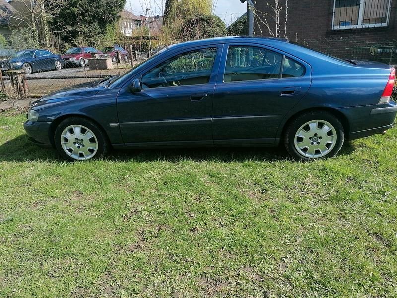 Gebraucht Volvo S60 179 PS (131 kW) 2001 Blau Limousine