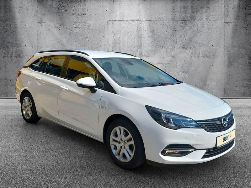 Gebraucht Opel Astra Edition 105 PS (77 kW) 2020 Weiß Kombi