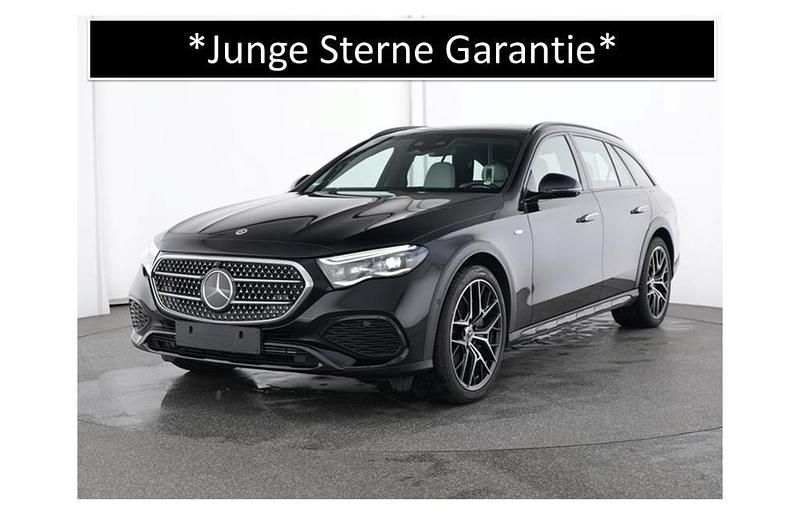 Schwarz Gebraucht 2025 Mercedes E300 Night Limousine | 68.980 € - Bild 1/4
