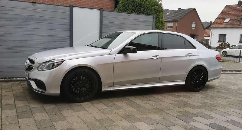 Gebraucht 2013 Mercedes E300 Avantgarde Limousine | 28.000 € - Bild 1/3