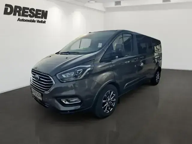 Gebraucht Ford Tourneo Custom Titanium X 170 PS (125 kW) 2023 Grau Van