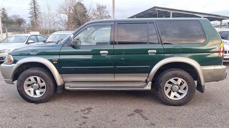 Gebraucht Mitsubishi Pajero 177 PS (130 kW) 2001 Grün SUV