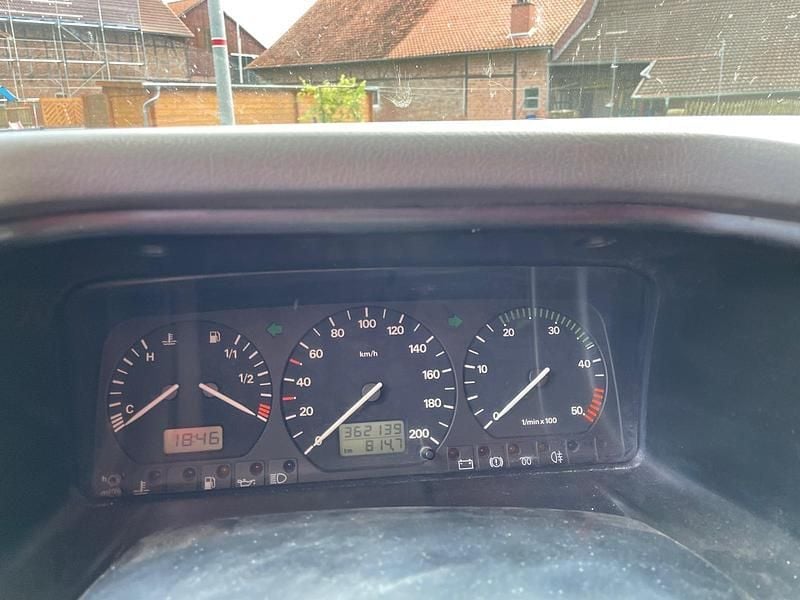 Second-hand VW T4 75 CP (55 kW) 1997 Alb Van