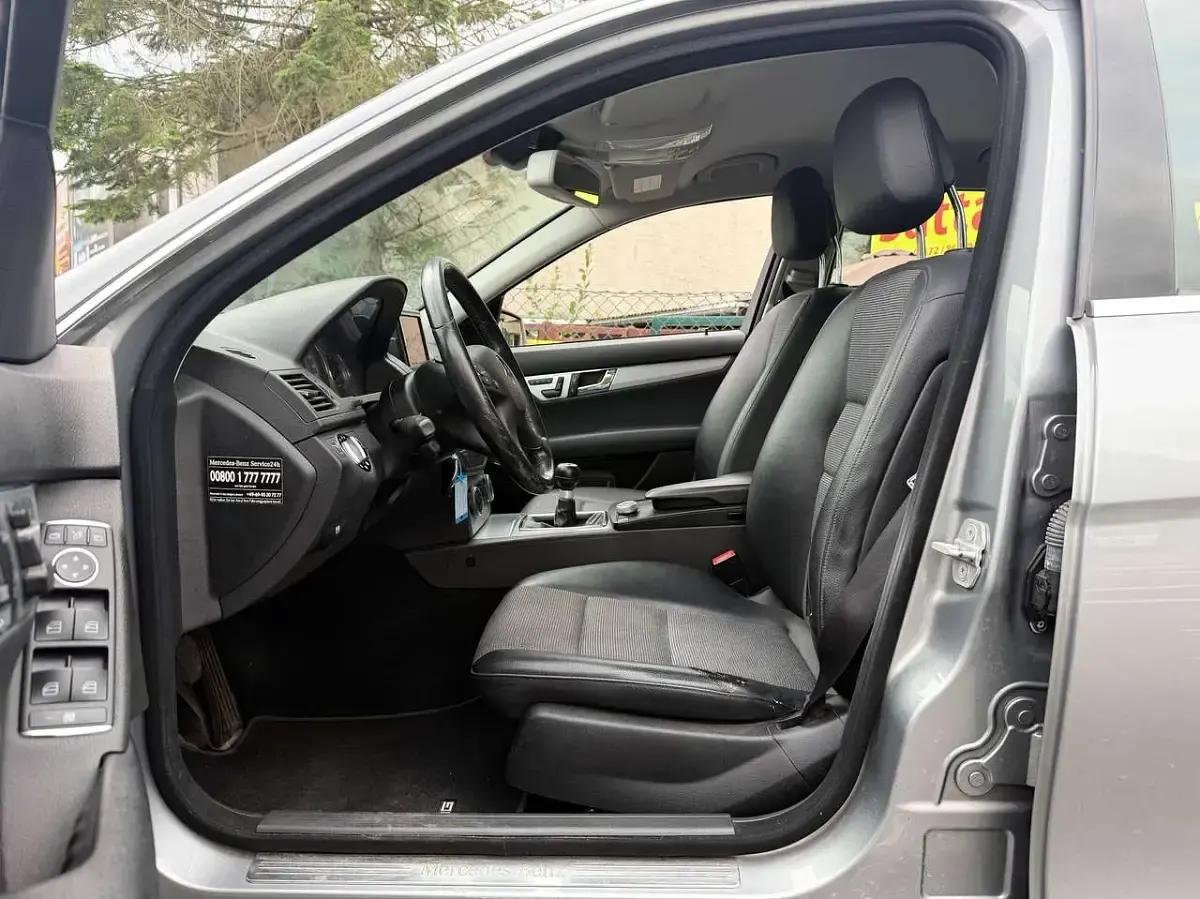 Gebraucht Mercedes C230 AMG 204 PS (150 kW) 2009 Palladiumsilber  metalliclack Kombi