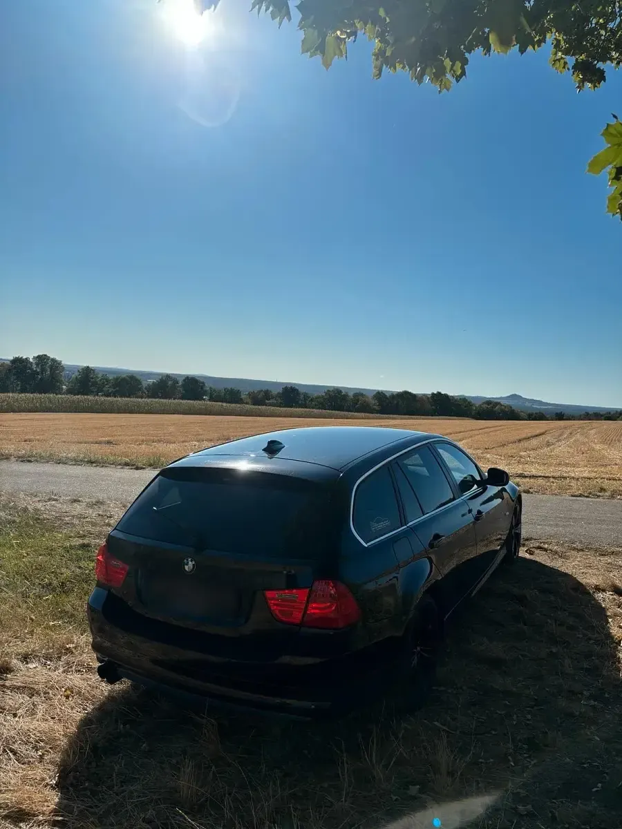 Gebraucht BMW 330 M Sport 245 PS (180 kW) 2009 Schwarz Limousine