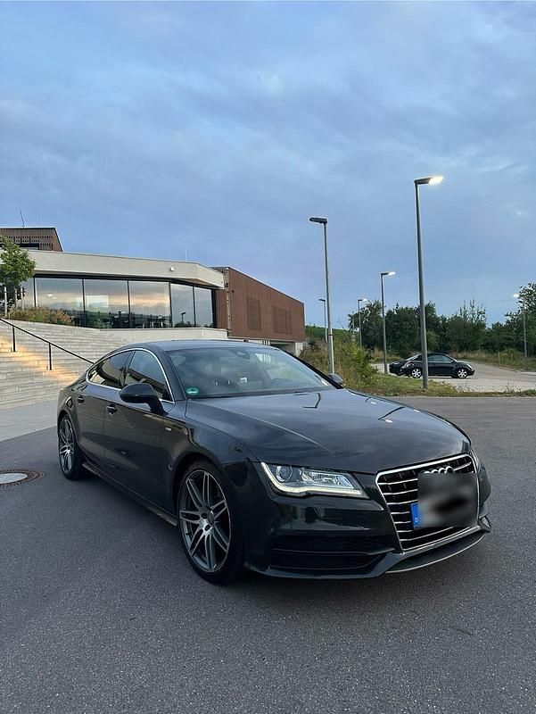 Grau Gebraucht 2014 Audi A7 Sportback S-Line Kleinwagen | 14.999 € (Superpreis) - Bild 1/4