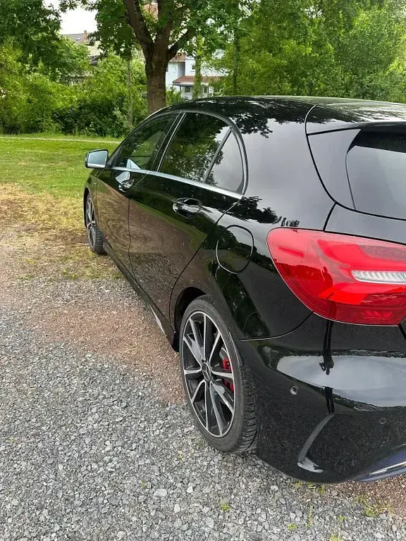 Używany Mercedes A250 218 KM (160 kW) 2017 Czarny Sedan/Limuzyna
