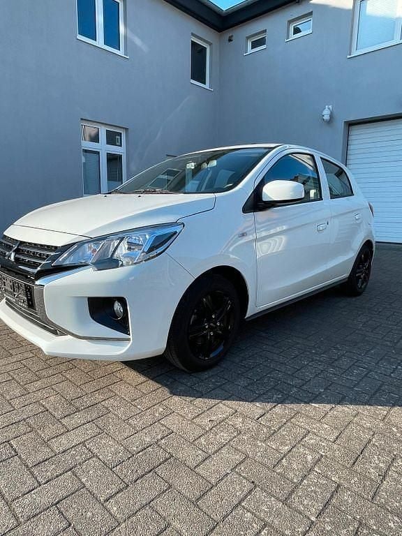 Gebraucht Mitsubishi Space Star 71 PS (52 kW) 2024 Weiß Kleinwagen