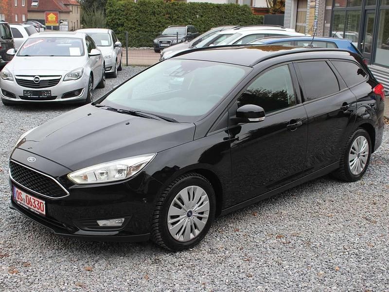 Schwarz Gebraucht 2017 Ford Focus Business Edition Kombi | 9.970 € (Teuer) - Bild 1/4