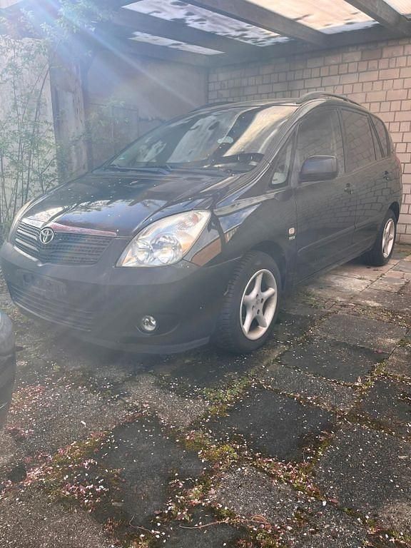 Gebraucht Toyota Verso 110 PS (80 kW) 2012 Schwarz Van / Kleinbus