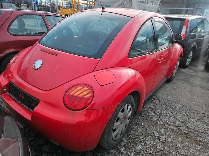 Gebraucht VW New Beetle 116 PS (85 kW) 2000 Rot Kleinwagen