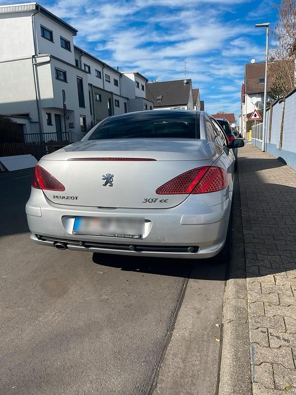 Gebraucht Peugeot 307 CC 136 PS (100 kW) 2006 Silber Cabrio