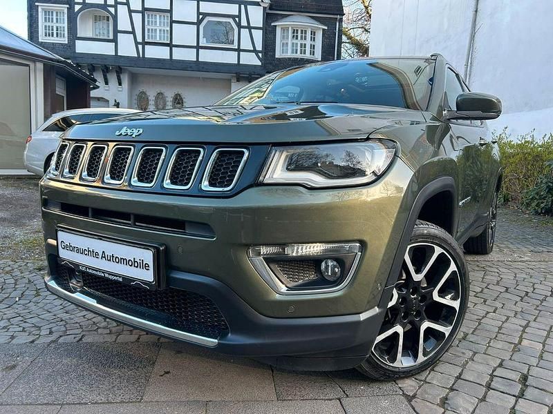 Gebraucht Jeep Compass Limited 170 PS (125 kW) 2019 Grün SUV